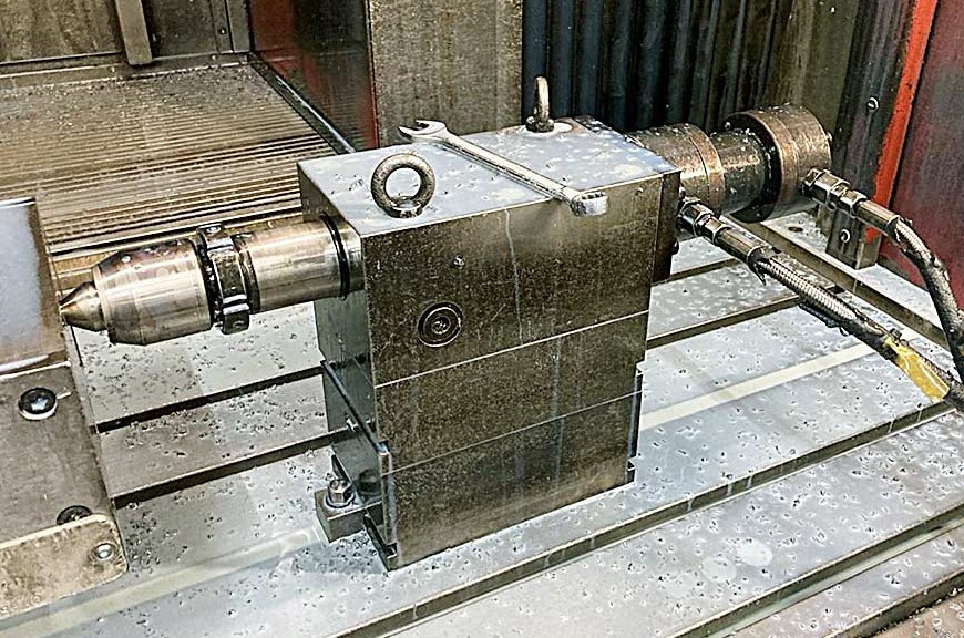 Obráběcí centra - vertikální 30 HV - 4