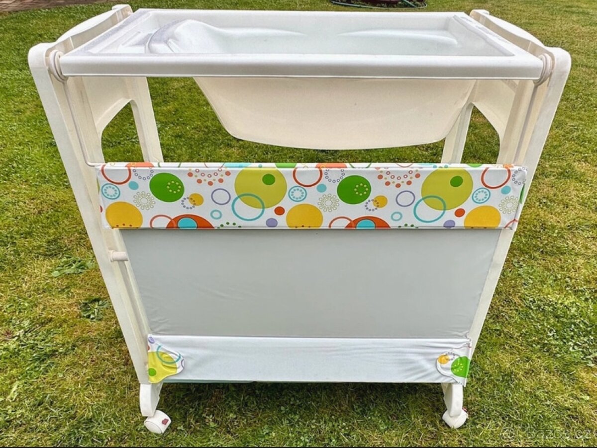 Vanička s přebalovací deskou - 4