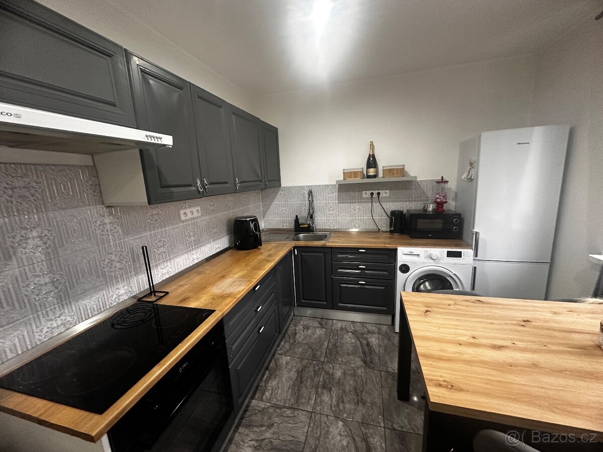 Prodám byt 2+1 s balkonem Sokolov - 4