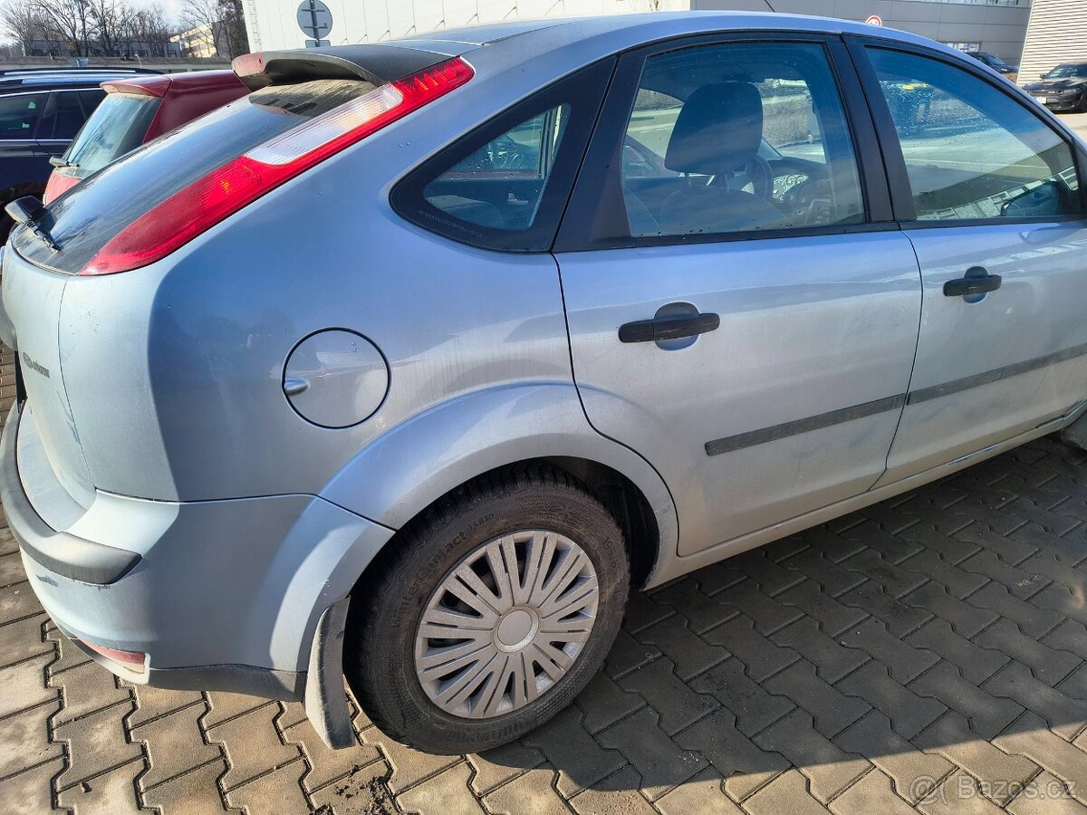 Ford Focus mk2 1.6 85 kw - 4