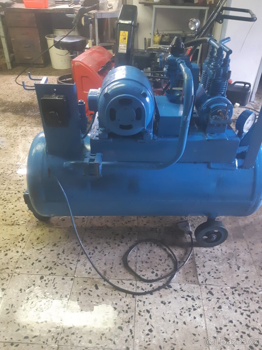 Dvoupíst, 380 V, dílenský kompresor - 4