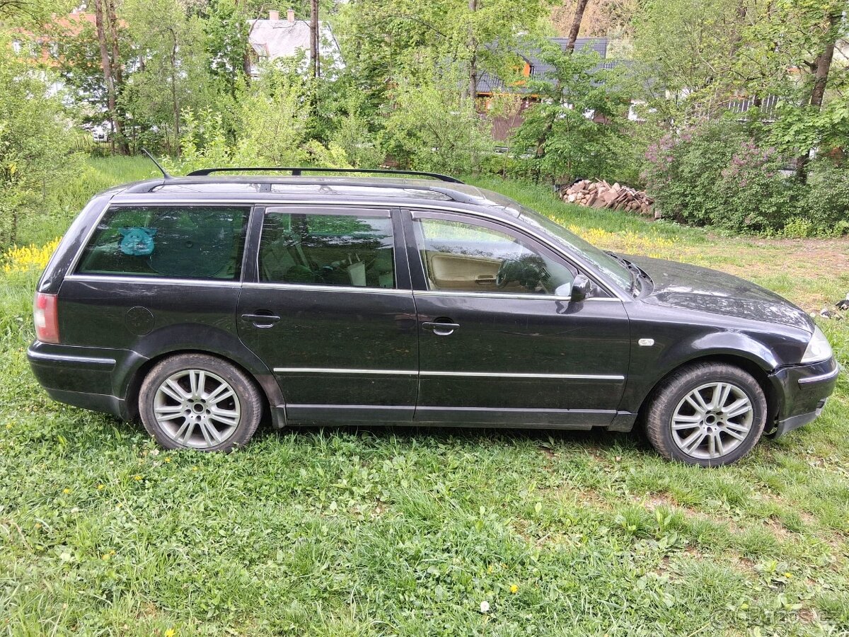 Volkswagen Passat - 4
