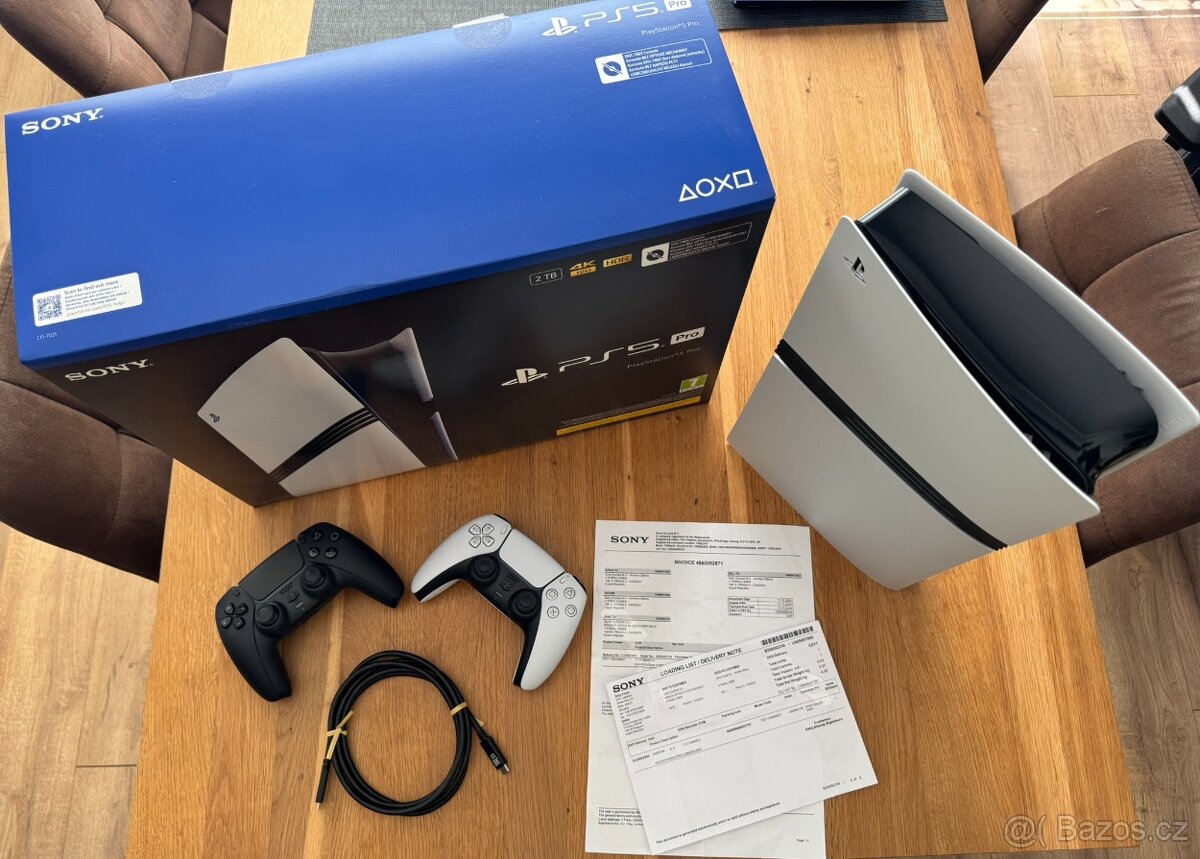 PlayStation 5 Pro - 2TB (2 ovladače) - 4