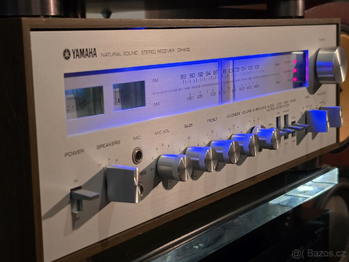 Receiver Yamaha - 4