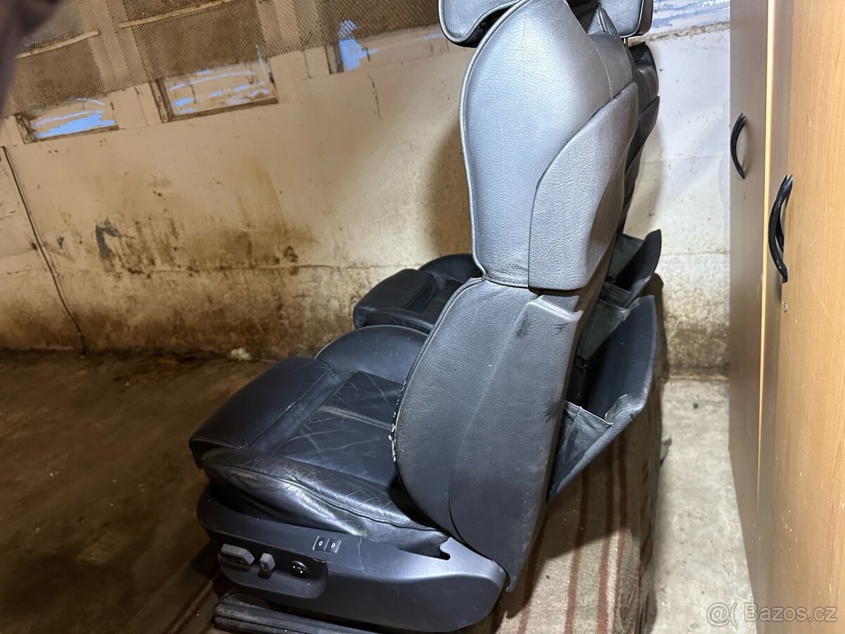 BMW E38 contoury černé facelift - 4