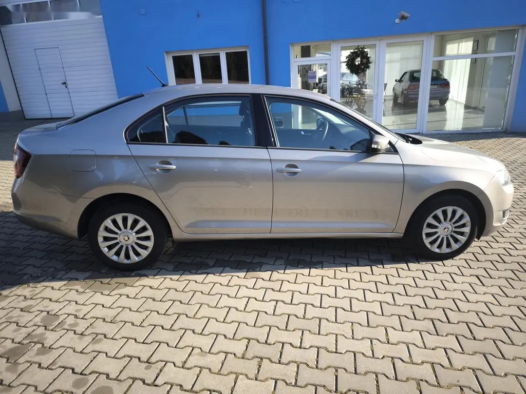 Škoda Rapid, 1.0 TSI - 4