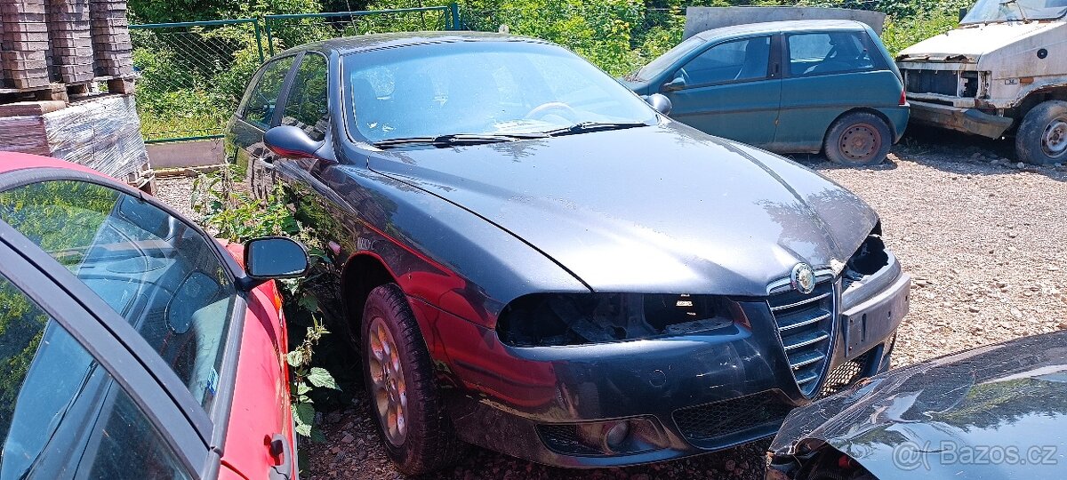 Prodám Alfa Romeo 156 2.4 20v na díly - 4