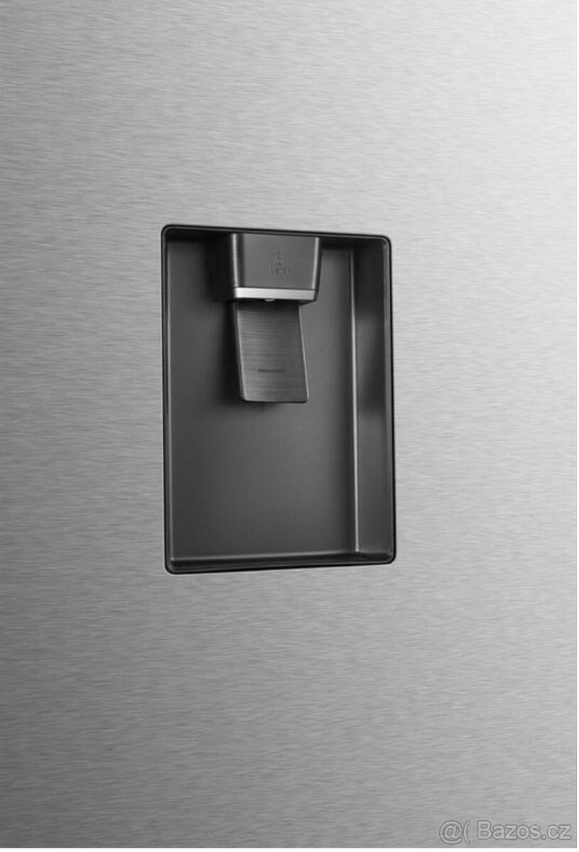 Americká lednice Hisense RF749N4SWSE nerez - 4