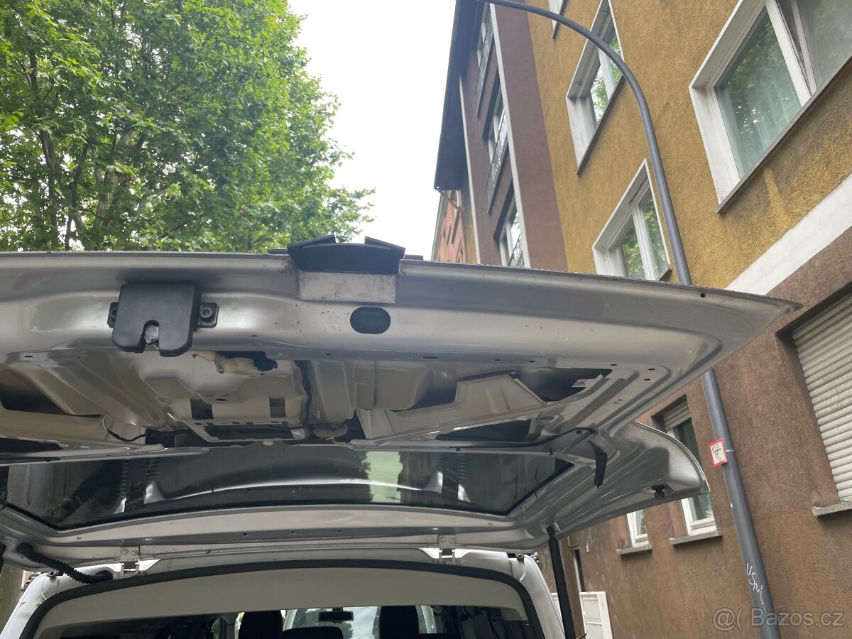 KUFROVÉ DVEŘE VW T5 2013 LA7W - 4