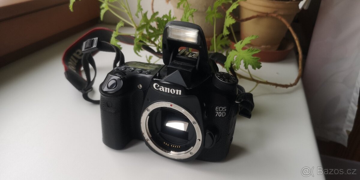 Prodám zrcadlovku Canon 70D tělo - 4