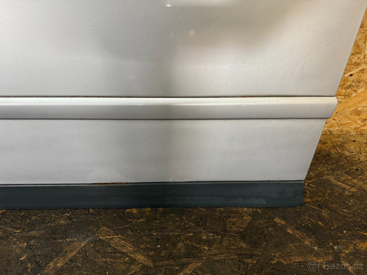 LEVÉ PŘEDNÍ DVEŘE AUDI A4 B6 - 4