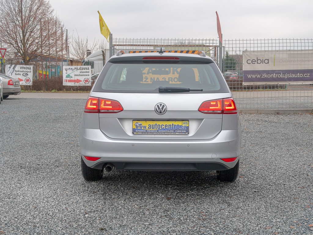 Volkswagen Golf 12/14 1.6TDI 77KW – NAVIGACE - 4