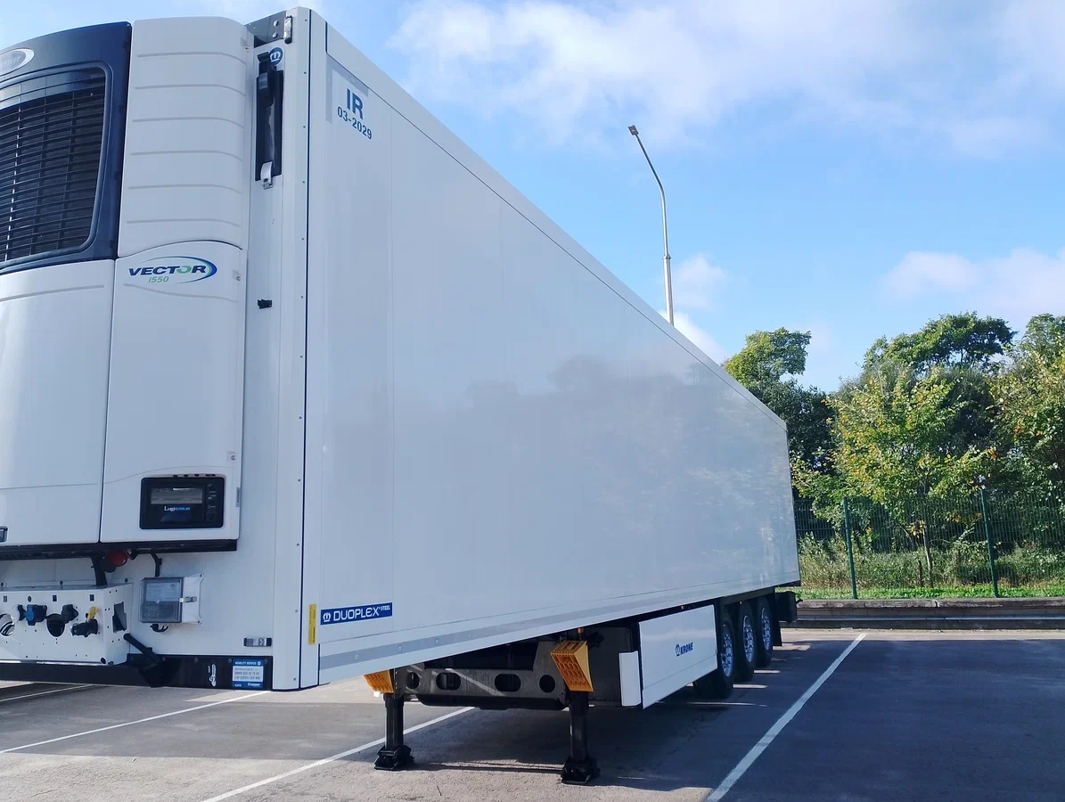 PRONÁJEM-Chladírenský Návěs KRONE COOLLINER 2700 - 4