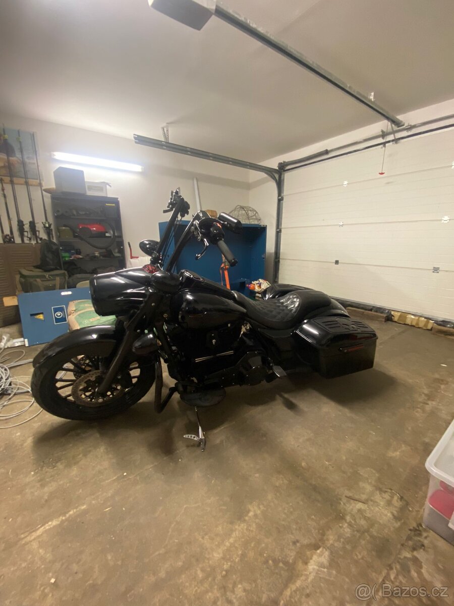 Protam svého Harley Davidson Road Glide1450 výměna - 4