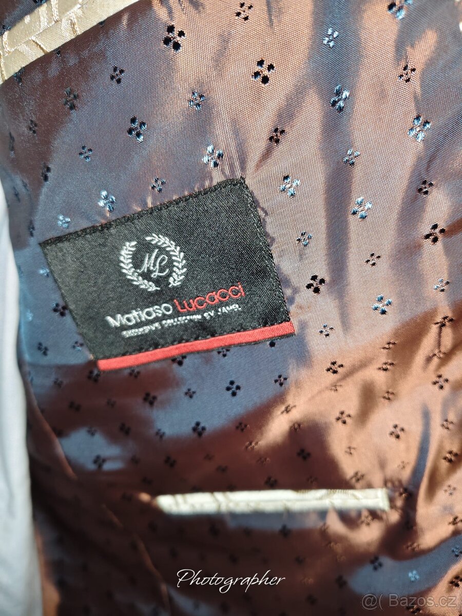 Oblek značky Matiaso Lucacci - 4