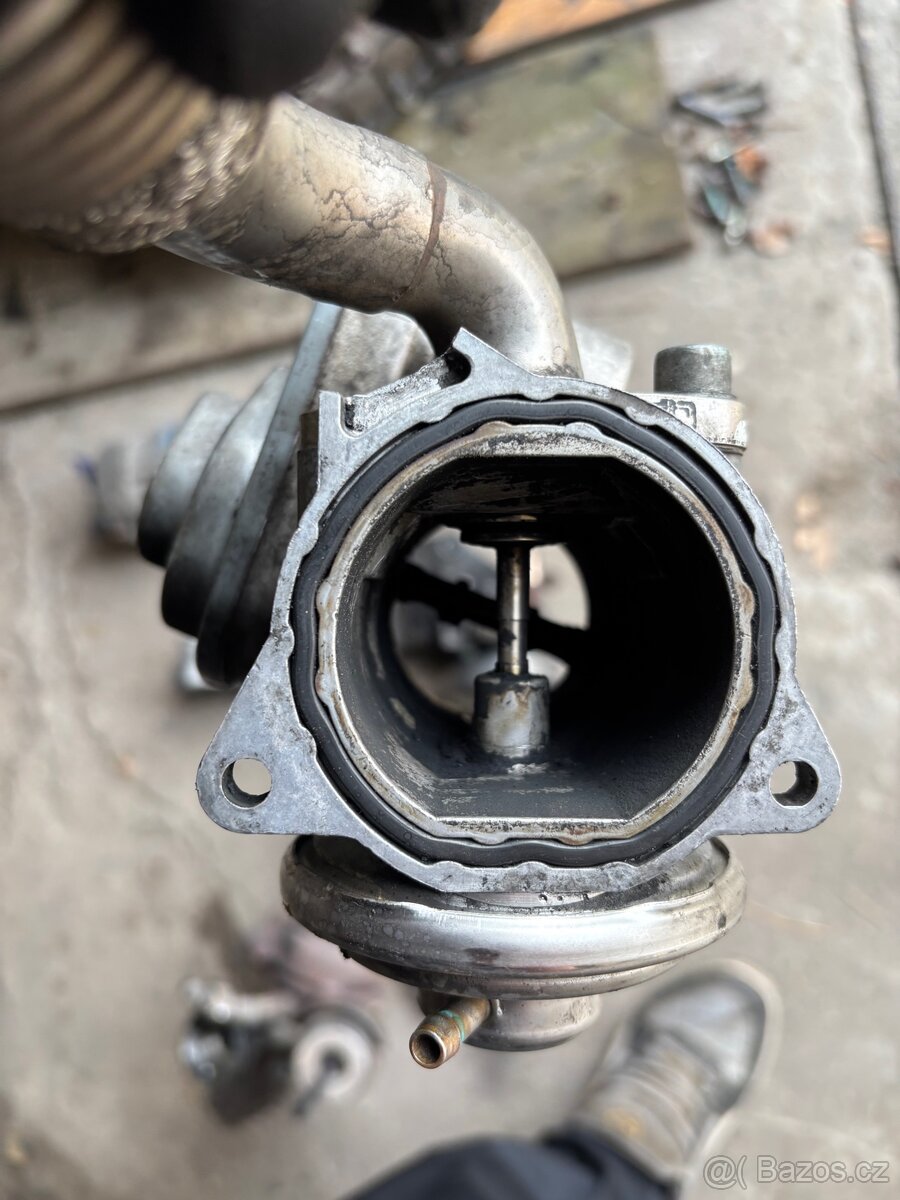 Náhradní díly - 4