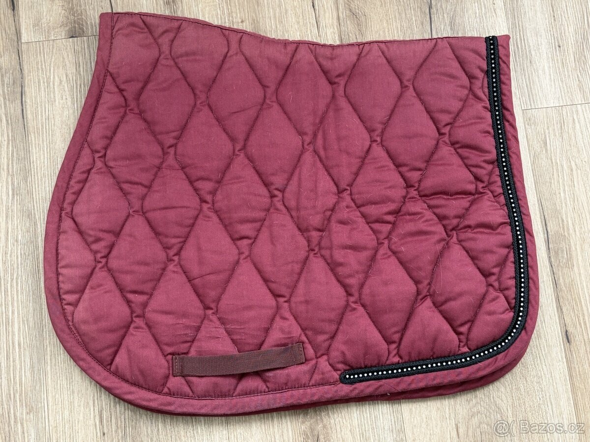 Prodám 4 podsedlovky jako sadu - 4