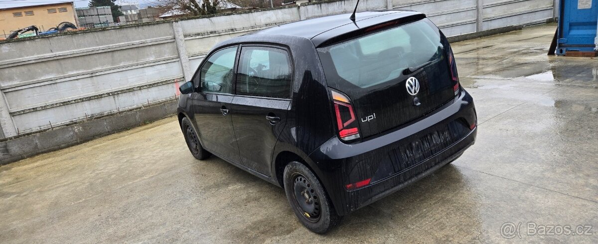 VW UP 1.0MPI DSG - 4