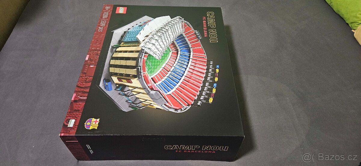 Lego 10284 Camp Nou - 4