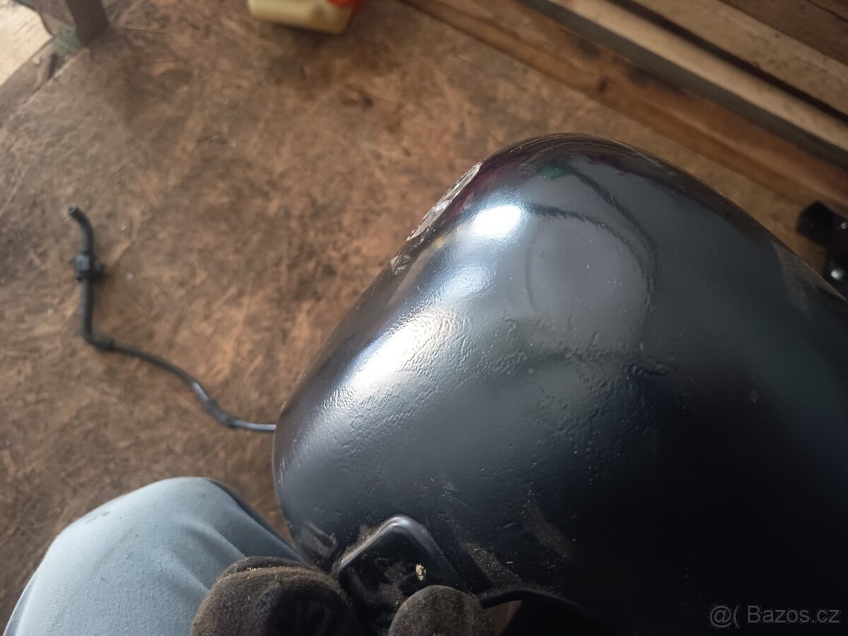Nádrž Harley Davidson - 4