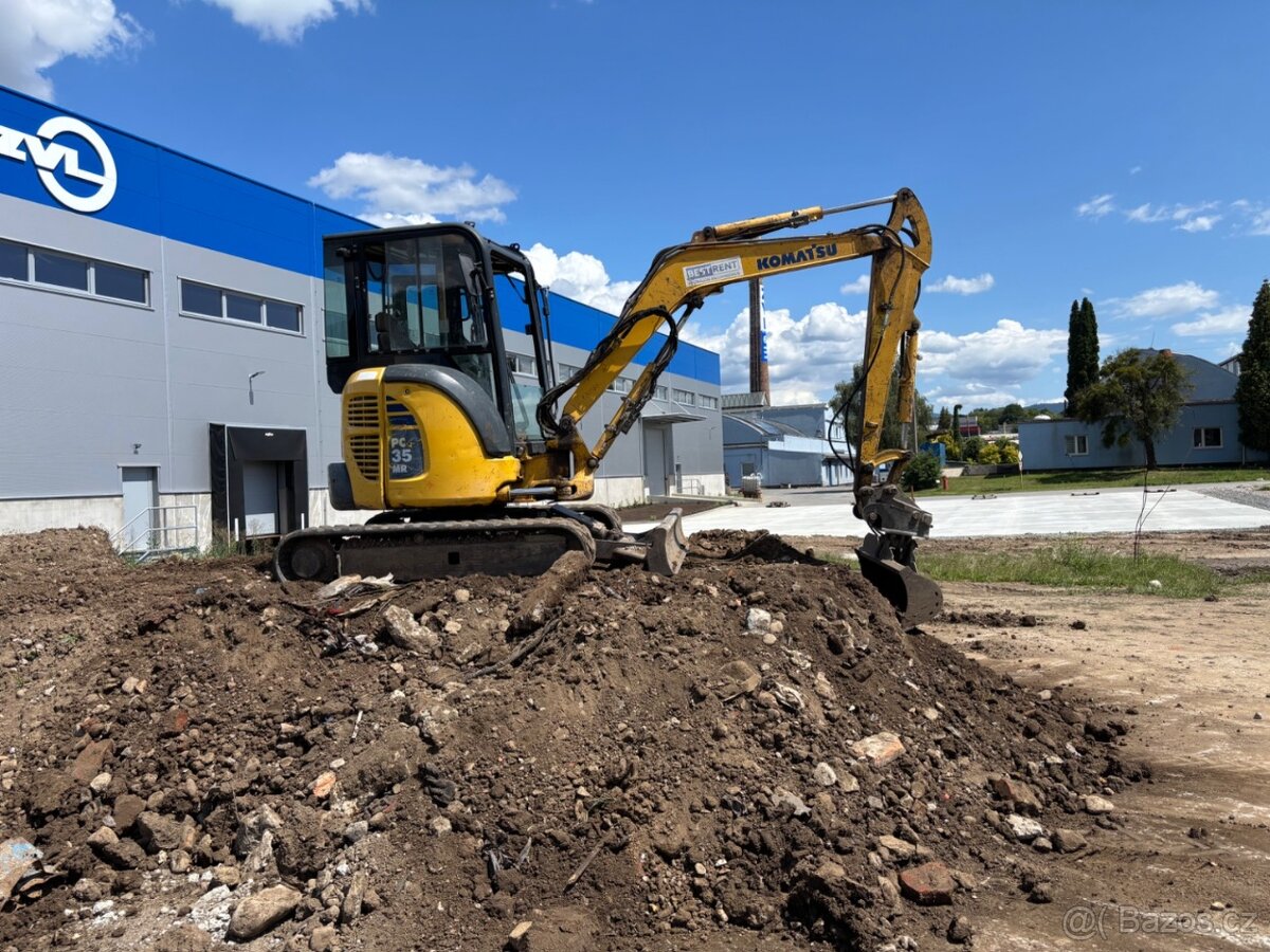 KOMATSU PC 35 MR - 4