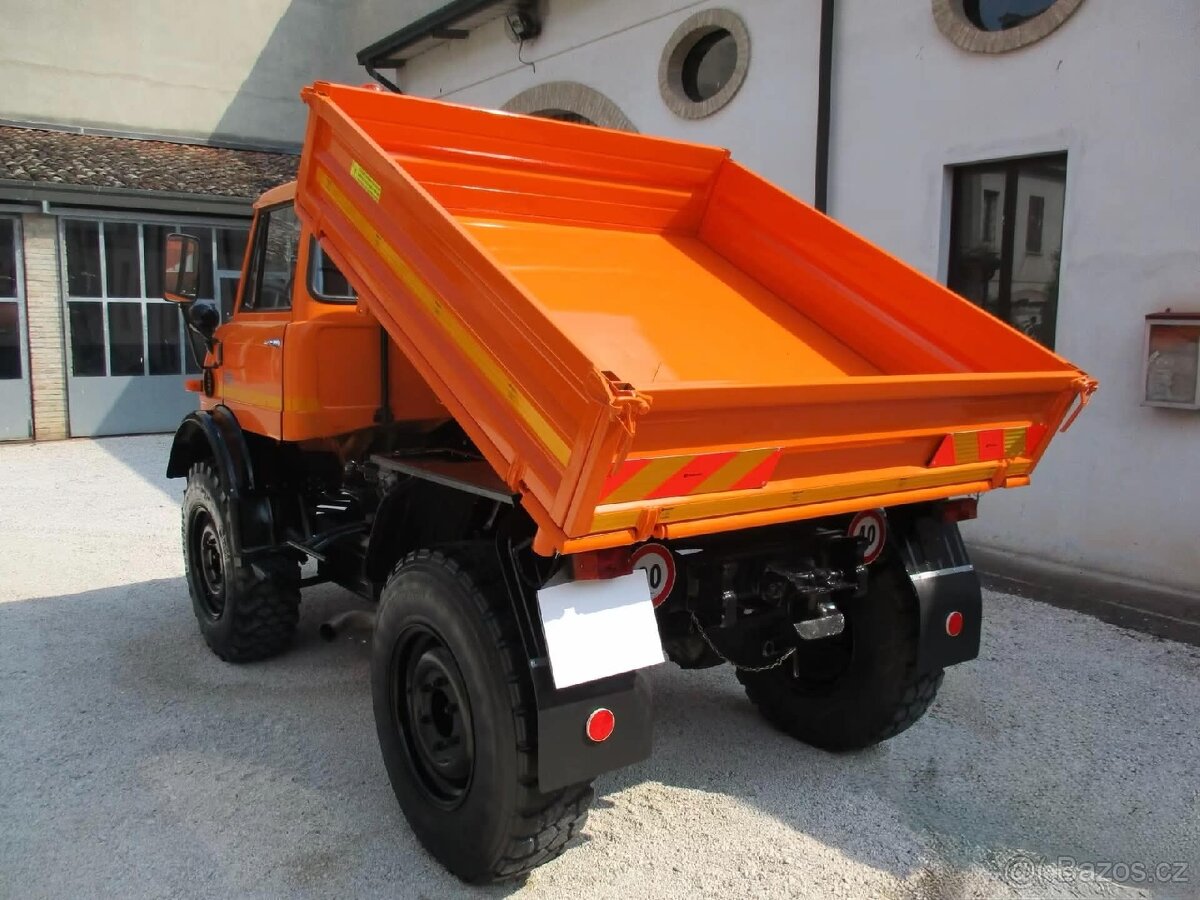 UNIMOG 406 4x4 – SKLÁPĚČ - 4