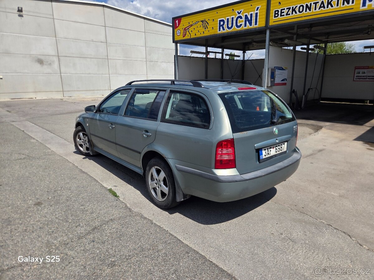 Octavia Combi 1.6 75kw r.v.02 vybava - 4