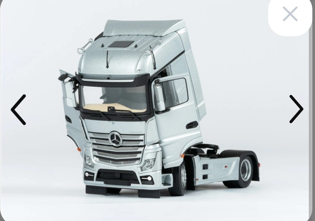 Model Mercedes-Benz Actros 1:32 - 4