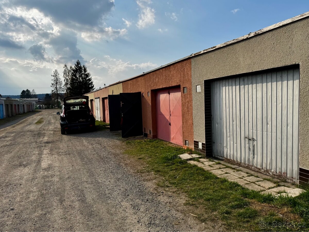 Garáž - 4
