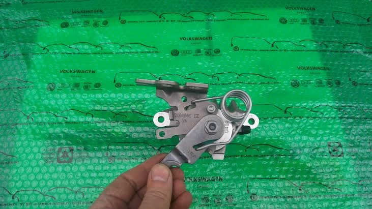 Brzdový třmen zadní levý na VW Caddy 3-2K0615423C-nový - 4