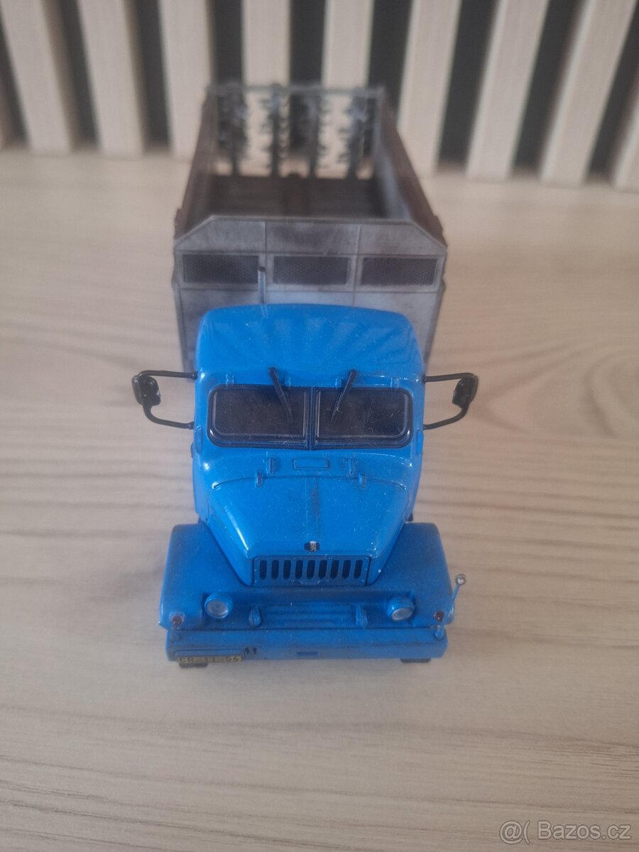 PRAGA V3S AGRO ROZMETADLO 1:43 PATINA - 4