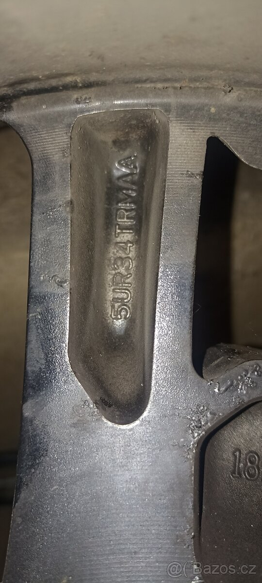 Sada kol Dodge RAM 1500 – disky 17"Mopar + Nokian Hakkapeli