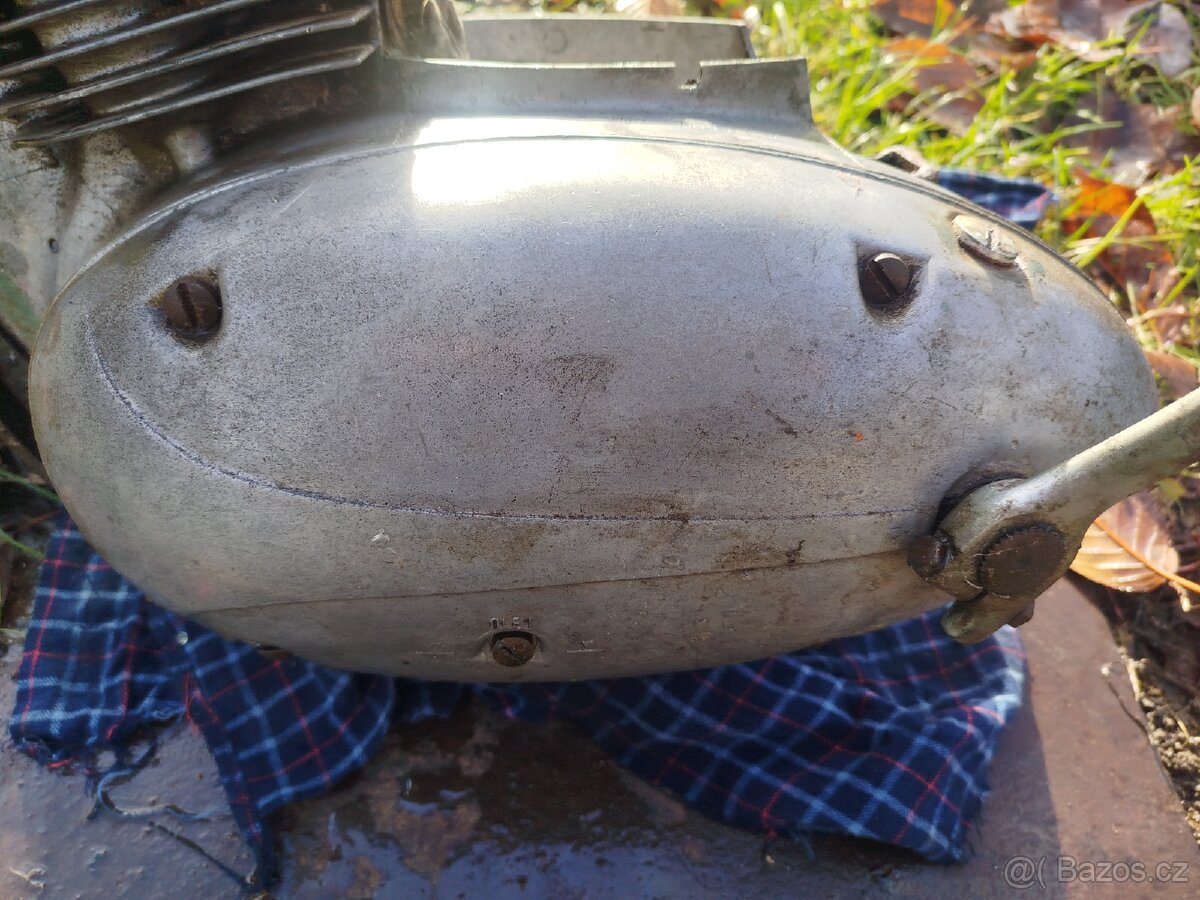 Motor Jawa kývačka 250 typ 353 kompletní - 4