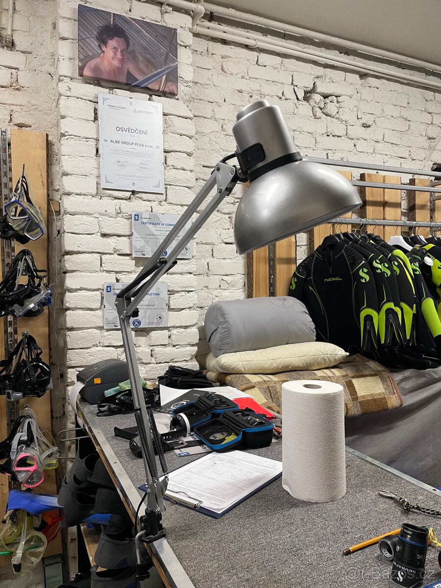 Nastavitelná stolní pracovní stříbrná lampa - 4