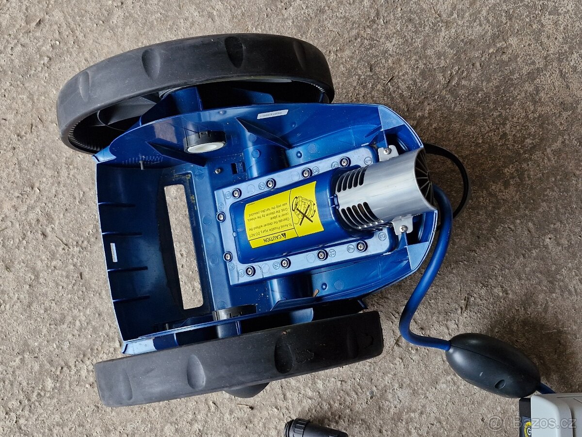 ZODIAC bazenový vysavač - 4