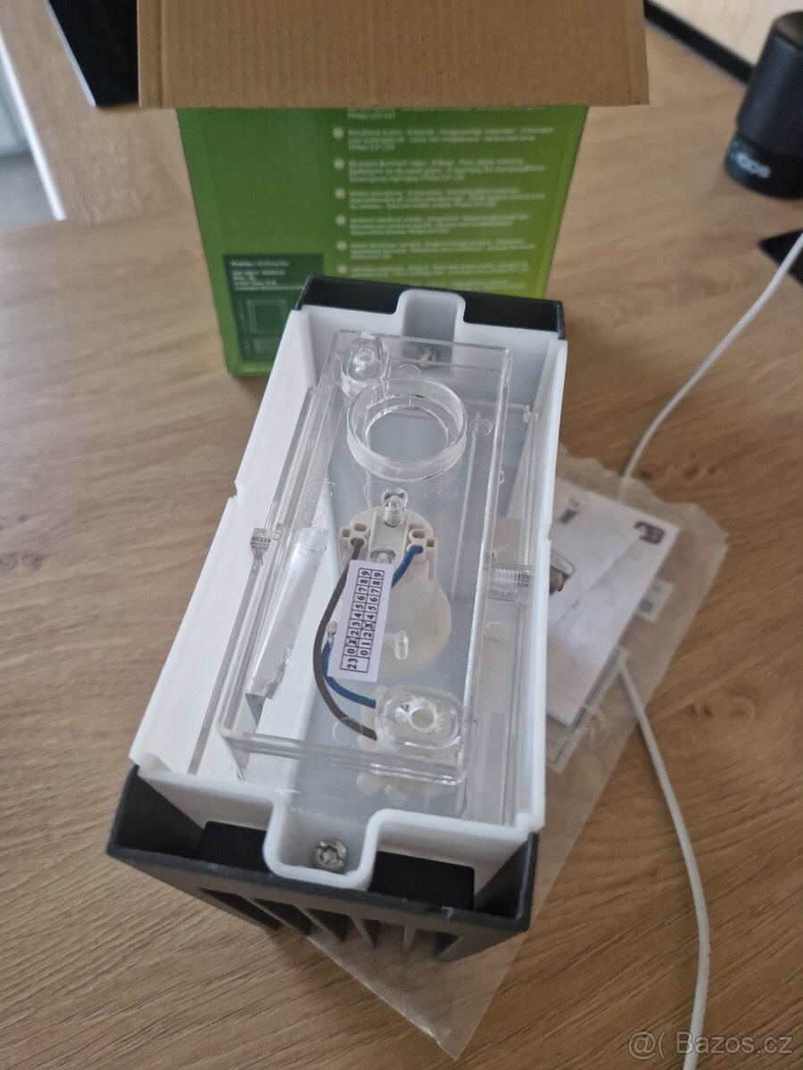 Venkovní světlo Philips NOVÉ - 4