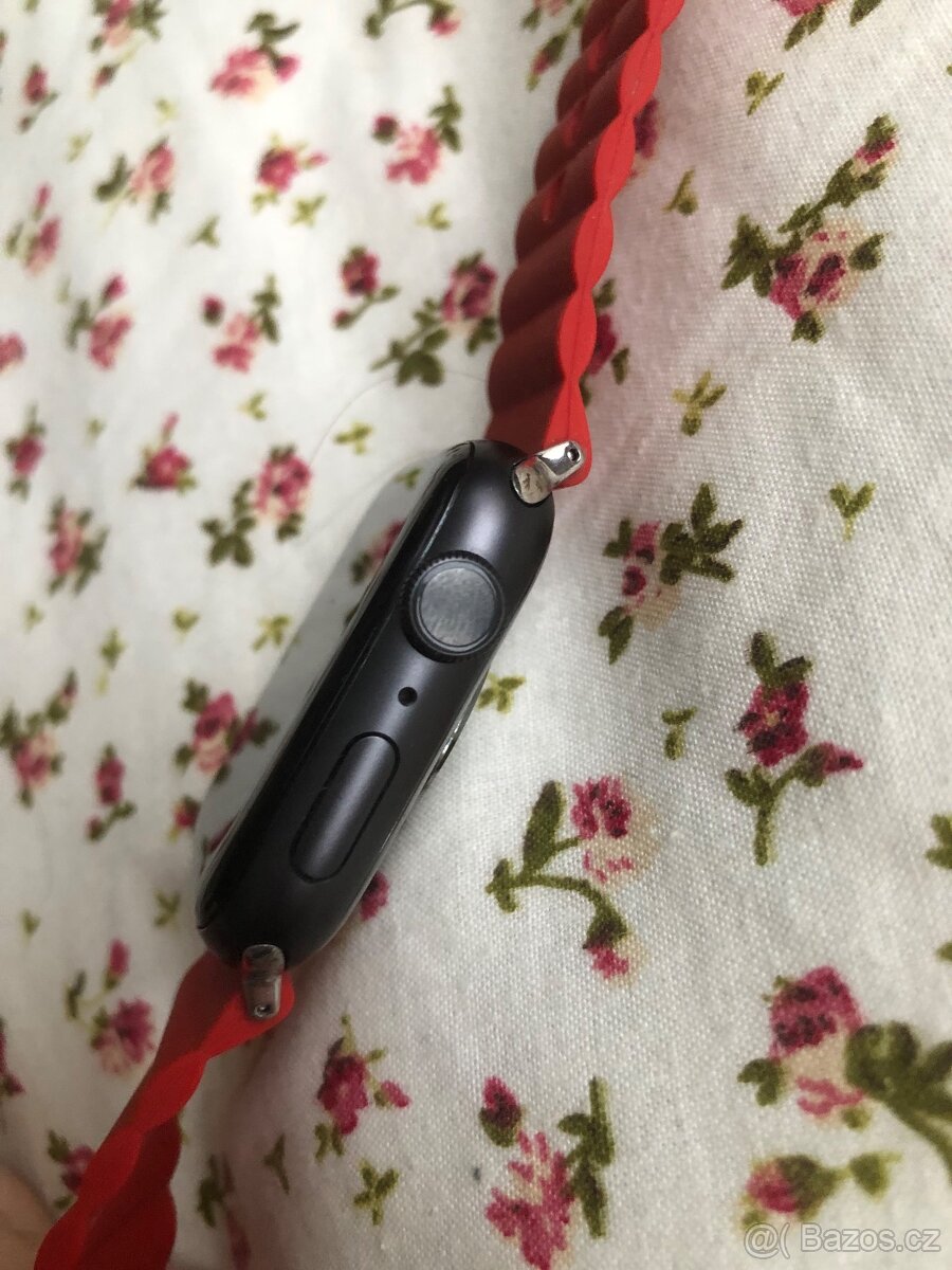 Nové Apple watch 6 Nike series - 4