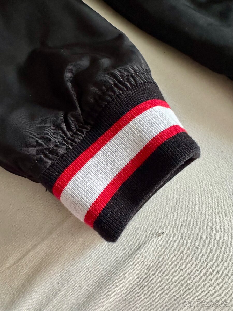 Značková bunda Guess M TOP - 4