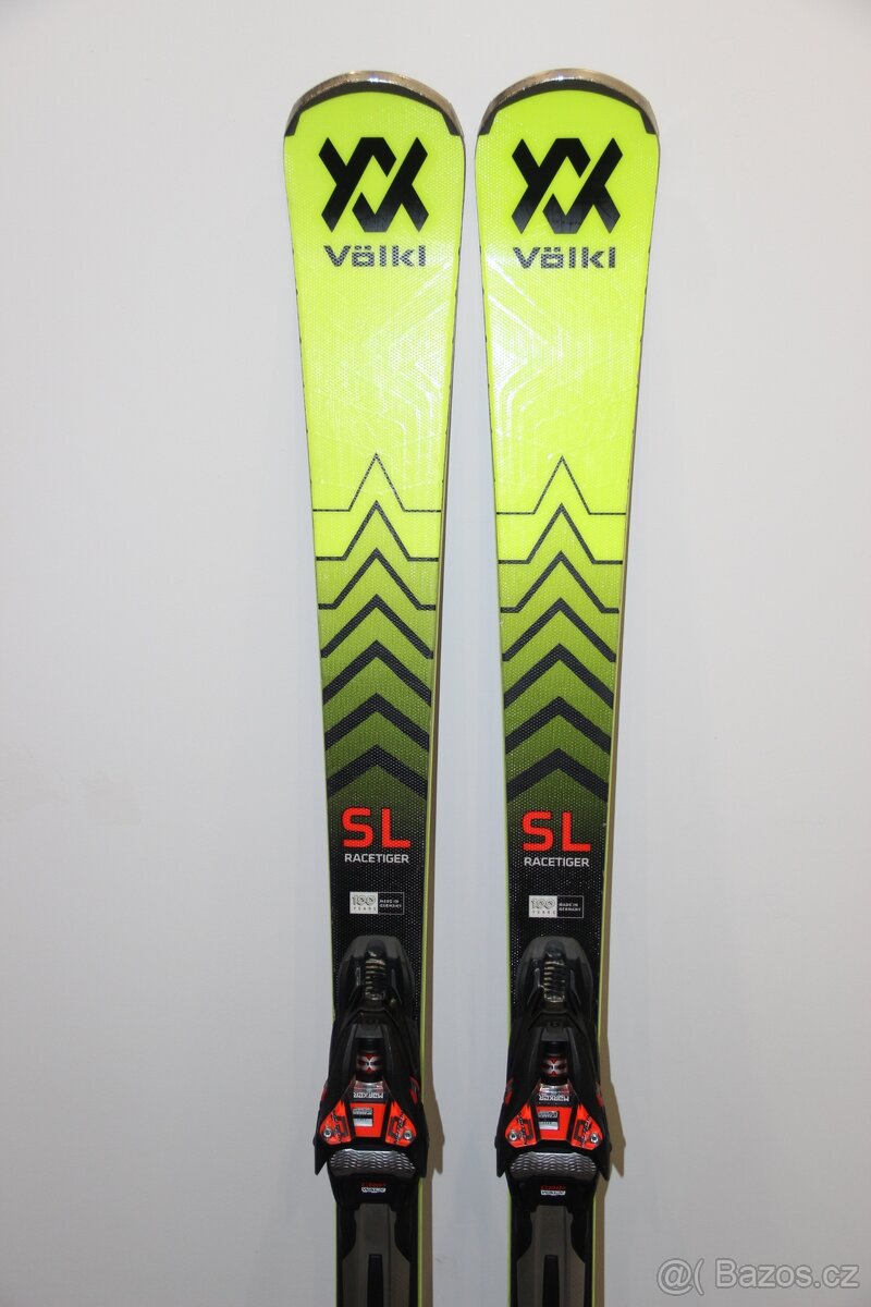 Prodám slalomové lyže Volkl racetiger SL 11 - 155 cm - 4