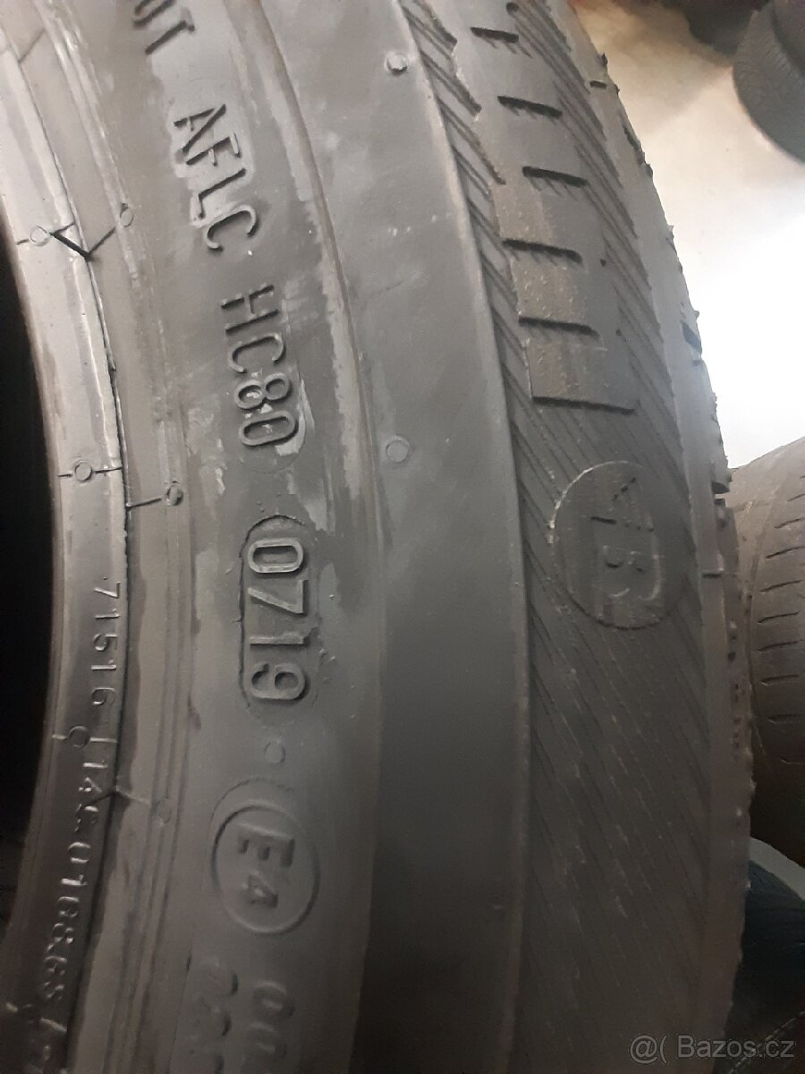 Pneu 165/70-R14 C Barum Vanis 2 - 4