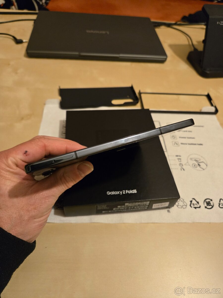 Samsung galaxy z fold6 - 4