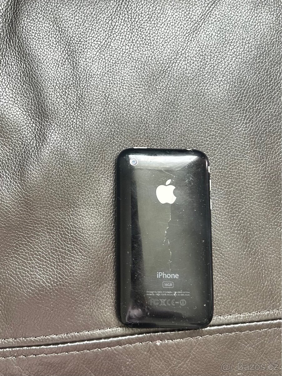 iPhone 3 GS 16 GB - 4