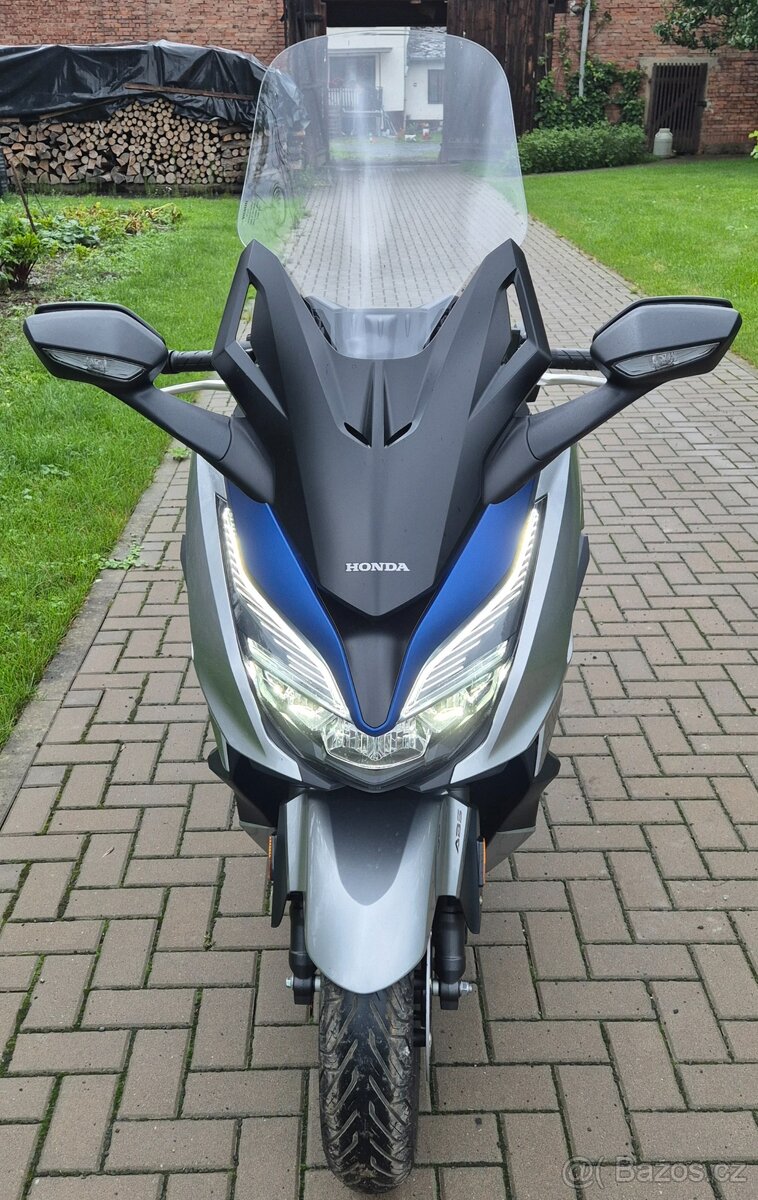 Honda Forza 125 - 4
