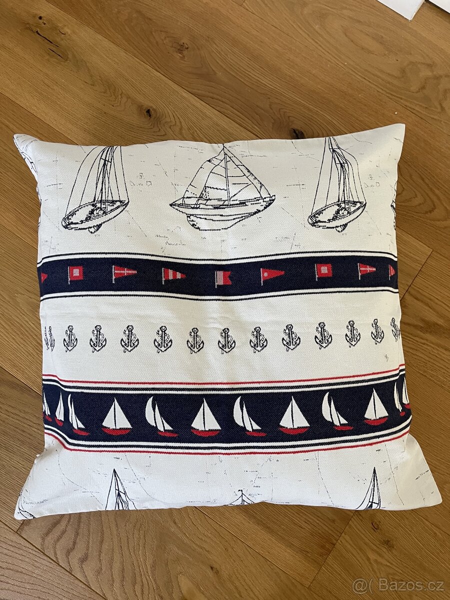 Závěsy, záclona a 2 potahy na polštář. - 4