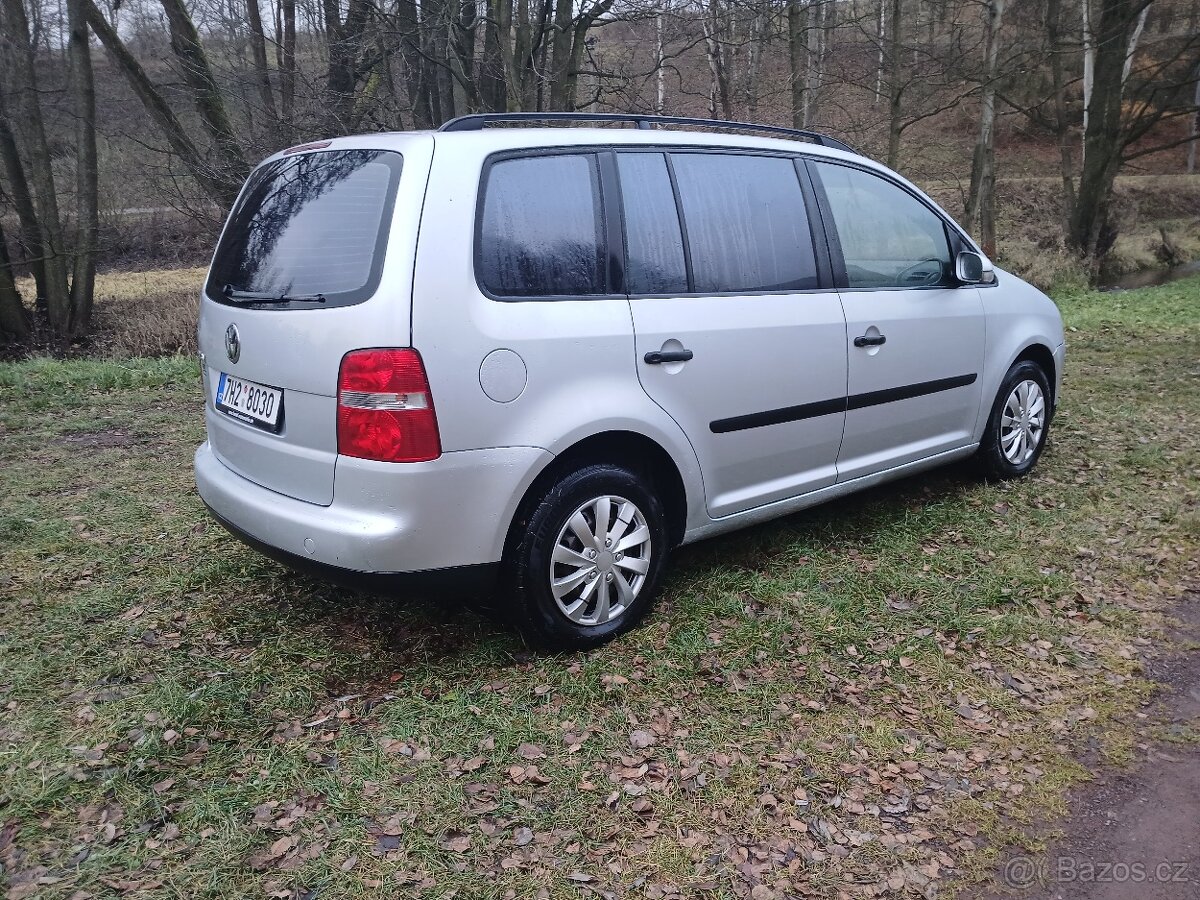 Vw touran 1.6mpi 75kw benzín - 4