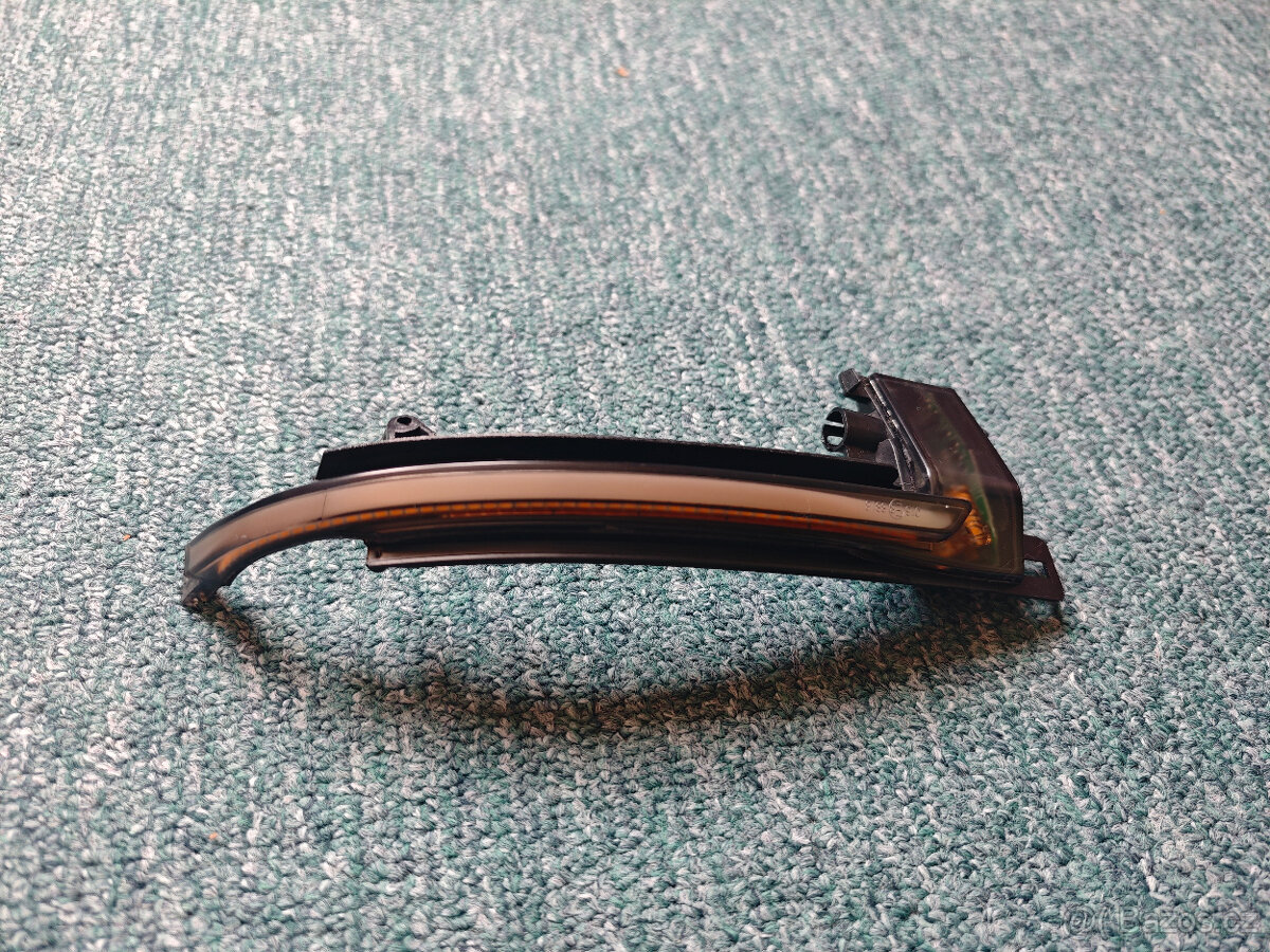 Audi A4/A5 B8 pravý led blinkr - 4