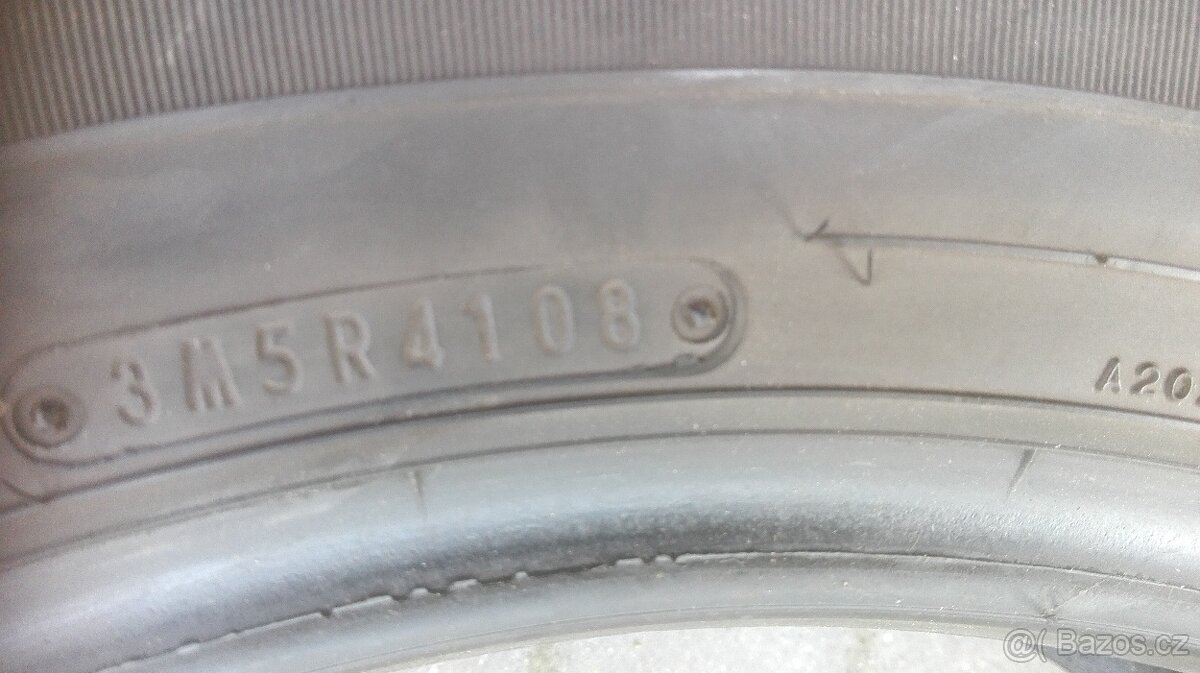 Dunlop 225/60 R18 DOT08 - 4