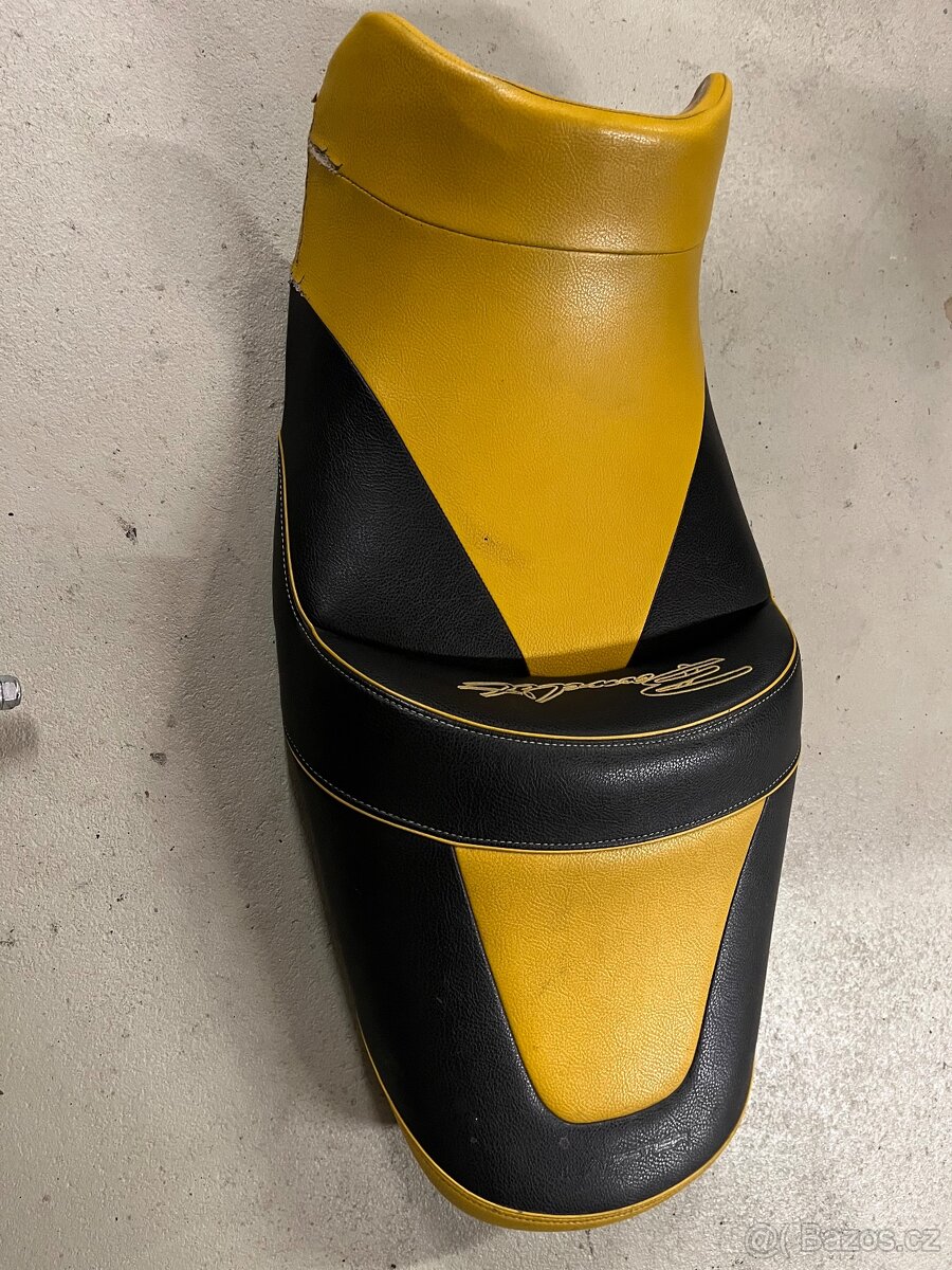 Suzuki GSF Bandit - 4