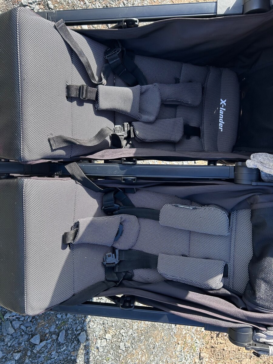 Sourozenecký kočárek X-Lander + korbička - 4