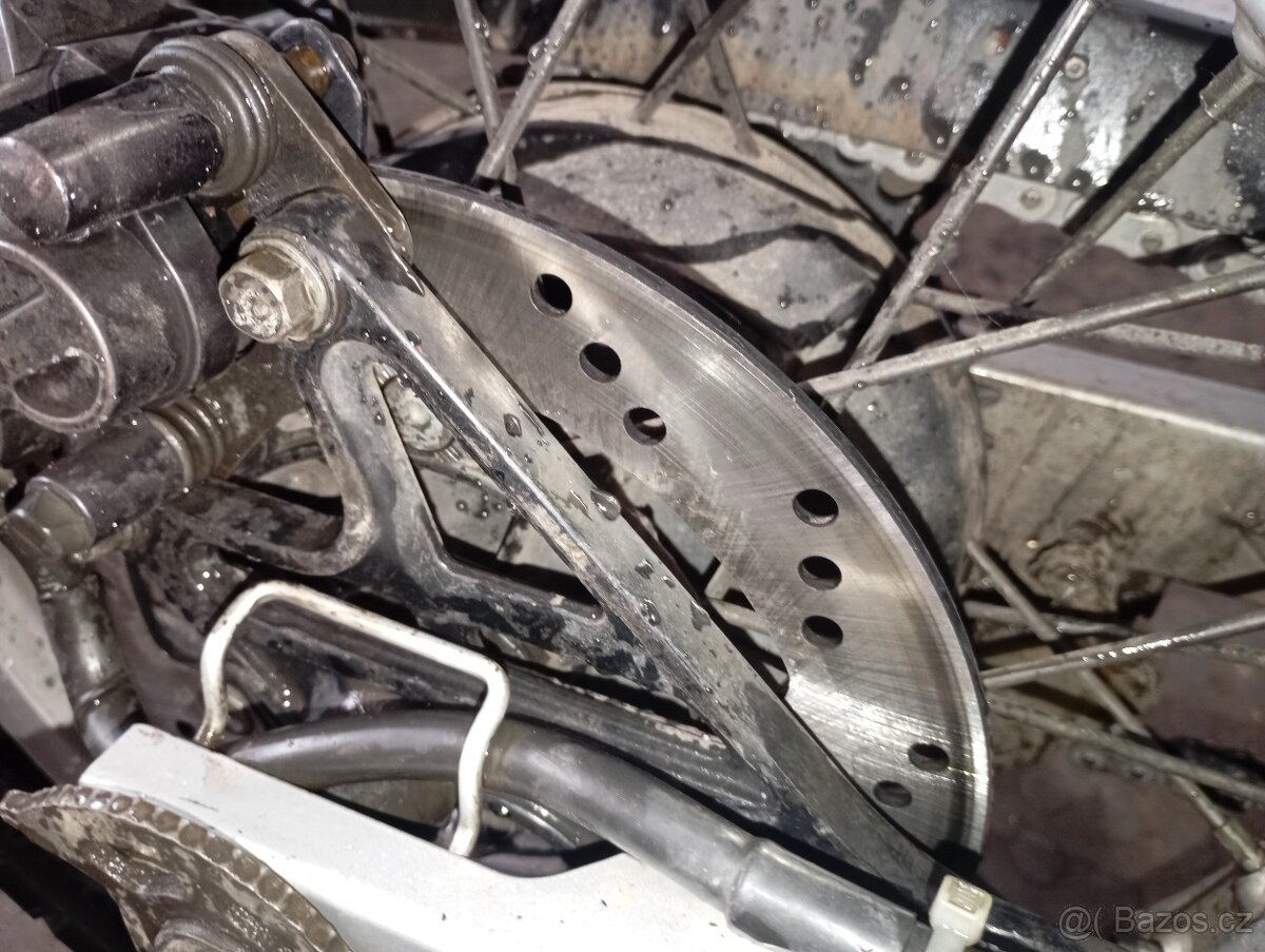 Suzuki DR 650 RSE